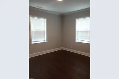 419 W Vandalia Road, Greensboro, NC 27406 - Photo 7