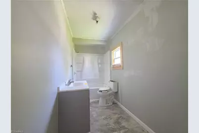 209 6th Avenue, Mayodan, NC 27027 - Photo 13
