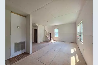 209 6th Avenue, Mayodan, NC 27027 - Photo 3