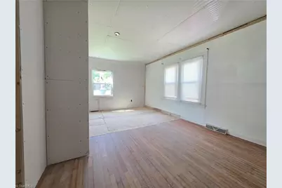 209 6th Avenue, Mayodan, NC 27027 - Photo 5