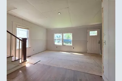 209 6th Avenue, Mayodan, NC 27027 - Photo 15