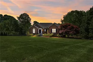 4505 Eden Terrace Dr, Kernersville, NC 27284 - Photo 3