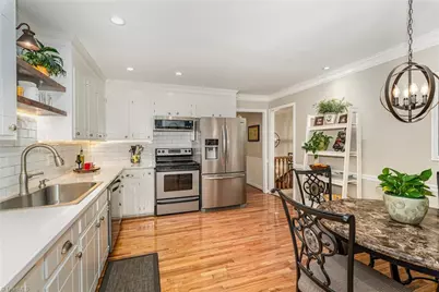 437 Valleymeade Drive, Kernersville, NC 27284 - Photo 7