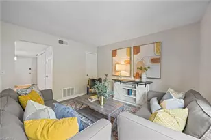 2218 Shadow Valley Rd, High Point, NC 27265 - Photo 11