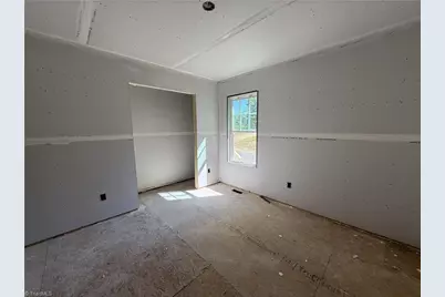 219 Tower Road, Thomasville, NC 27360 - Photo 5