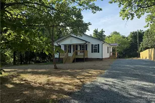 219 Tower Rd, Thomasville, NC 27360 - Photo 3