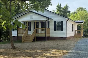219 Tower Rd, Thomasville, NC 27360 - Photo 3