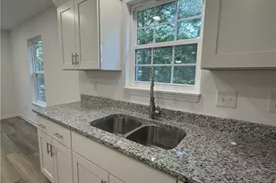 219 Tower Rd, Thomasville, NC 27360 - Photo 11