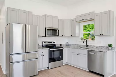 413 Bradley Street, Burlington, NC 27215 - Photo 13