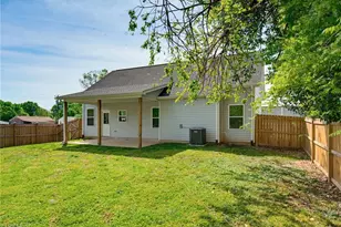 413 Bradley St, Burlington, NC 27215 - Photo 29