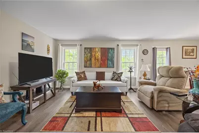 859 Berg Street, Asheboro, NC 27203 - Photo 5