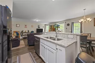 859 Berg St, Asheboro, NC 27203 - Photo 11