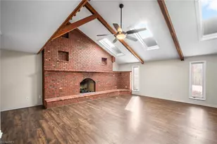 391 Lake Hill Dr, Thomasville, NC 27360 - Photo 13