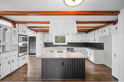 391 Lake Hill Drive, Thomasville, NC 27360 - Photo 17