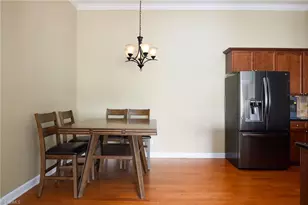 4762 Tatton Park Cir, Winston-Salem, NC 27103 - Photo 9