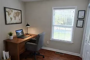 501 Washington St, Graham, NC 27253 - Photo 9