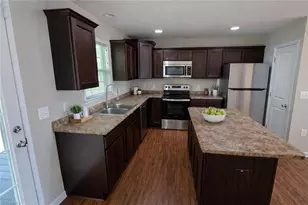 501 Washington St, Graham, NC 27253 - Photo 3