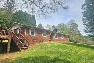 5215 Statesville Rd, North Wilkesboro, NC 28659 - Photo 5