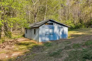 5215 Statesville Rd, North Wilkesboro, NC 28659 - Photo 13