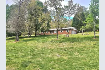 5215 Statesville Road, North Wilkesboro, NC 28659 - Photo 9