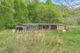 2543 Bethany Ford Rd, Roaring River, NC 28669 - Photo 23