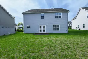 7 Cloverfield Ct, Greensboro, NC 27406 - Photo 35