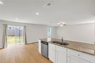 2241 Balmore Ave, Greensboro, NC 27405 - Photo 15