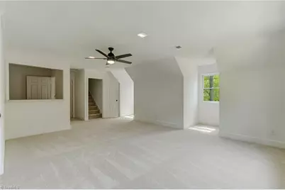 612 Willoughby Boulevard, Greensboro, NC 27408 - Photo 35