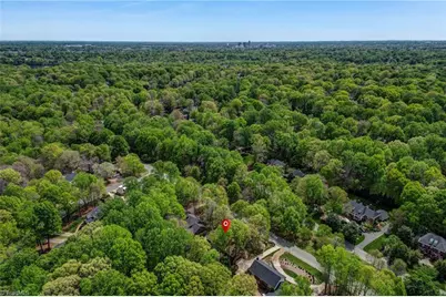 612 Willoughby Boulevard, Greensboro, NC 27408 - Photo 43