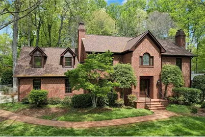 612 Willoughby Boulevard, Greensboro, NC 27408 - Photo 35