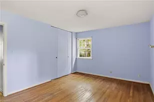 2514 Gracewood Dr, Greensboro, NC 27408 - Photo 21