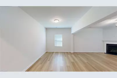 3719 Boxwood Court, Thomasville, NC 27360 - Photo 9