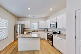 3719 Boxwood Ct, Thomasville, NC 27360 - Photo 11