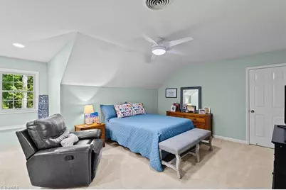 312 Willoughby Boulevard, Greensboro, NC 27408 - Photo 25