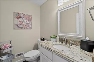 312 Willoughby Blvd, Greensboro, NC 27408 - Photo 15