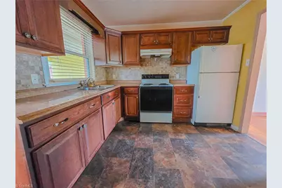 1104 Wise Ave. Wise Avenue, High Point, NC 27260 - Photo 5