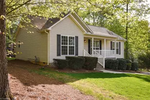 117 Forest Dr, Thomasville, NC 27360 - Photo 1