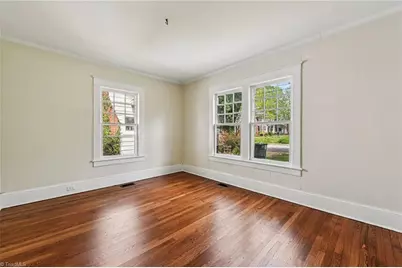 213 Westover Terrace, Greensboro, NC 27403 - Photo 19