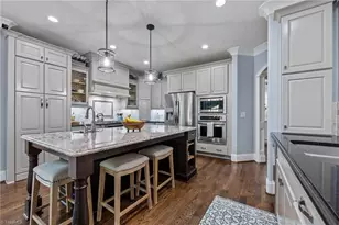 8400 Lillys Ct, Greensboro, NC 27455 - Photo 15