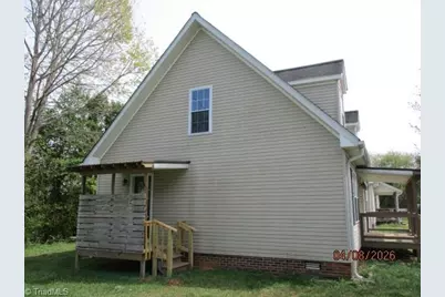 3011 View Crest Drive, Jonesville, NC 28642 - Photo 3