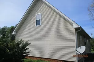 3011 View Crest Dr, Jonesville, NC 28642 - Photo 5