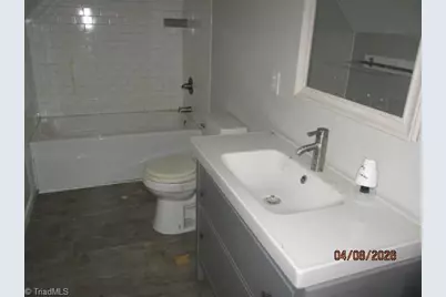 3011 View Crest Drive, Jonesville, NC 28642 - Photo 17