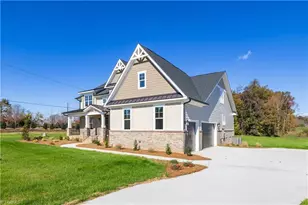 3106 Pasture View Dr, Summerfield, NC 27358 - Photo 3