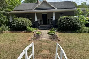 110 Bay St, Rural Hall, NC 27045 - Photo 7
