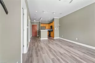 411 W Washington St, Greensboro, NC 27401 - Photo 7