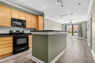 411 W Washington St, Greensboro, NC 27401 - Photo 3