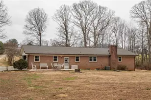 74 Miranda Dr, Taylorsville, NC 28681 - Photo 7