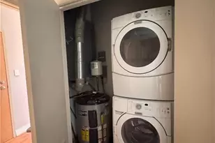 220 Market St, Greensboro, NC 27401 - Photo 21