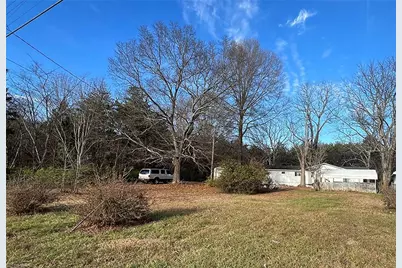 426 W King Street, King, NC 27021 - Photo 5