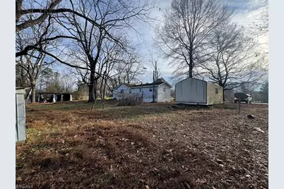 426 W King Street, King, NC 27021 - Photo 3